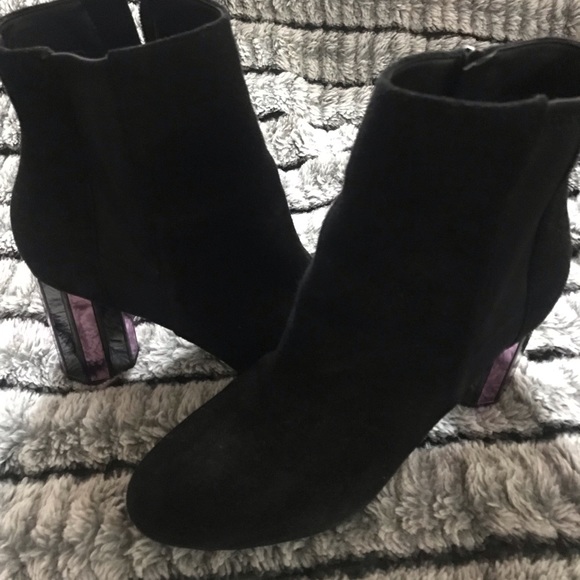 Black glass block heel boots - Picture 2 of 4